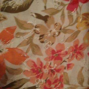 Size 22/24 Flowered cotton eyelet blouse